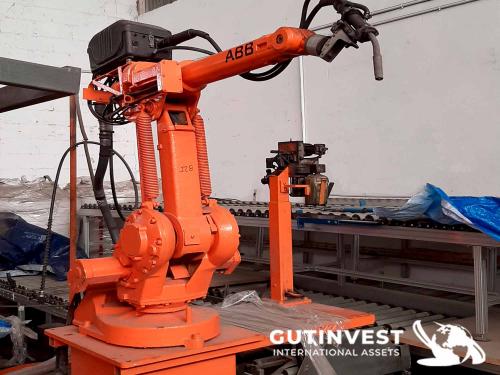 Welding robot with track and turning table - 7m