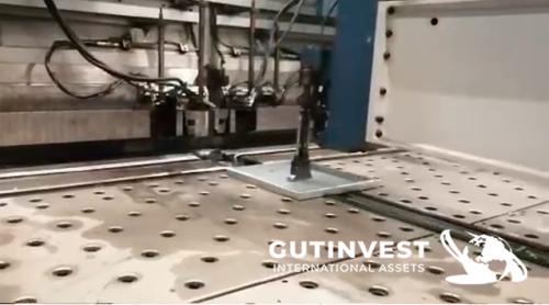 CNC panel bending machine for metalworking
