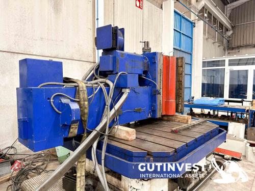 CNC boring machine