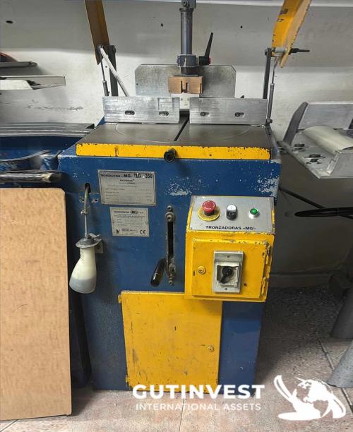 Aluminum and PVC cutting saw