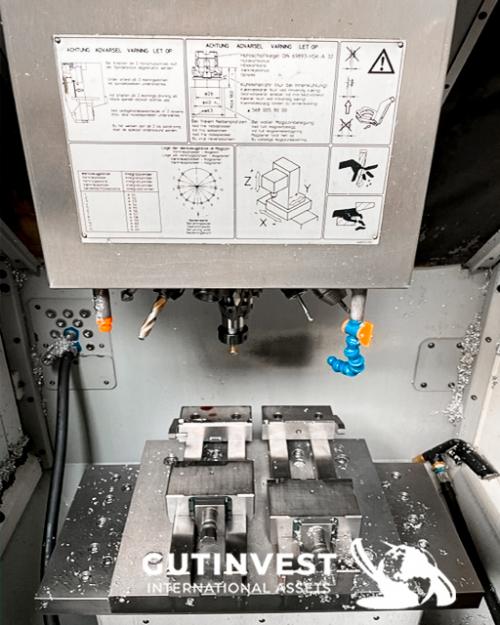 Vertical machining center - 3 axis